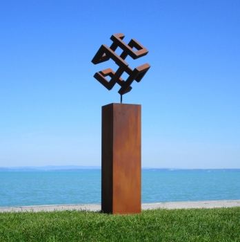 Cube artwork rusty iron